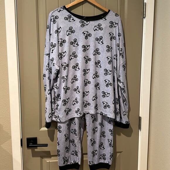 DISNEY 2pc Mickey Pajama Set sz 2X - Picture 2 of 9